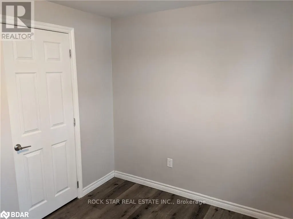 34 PRESTON PLACE