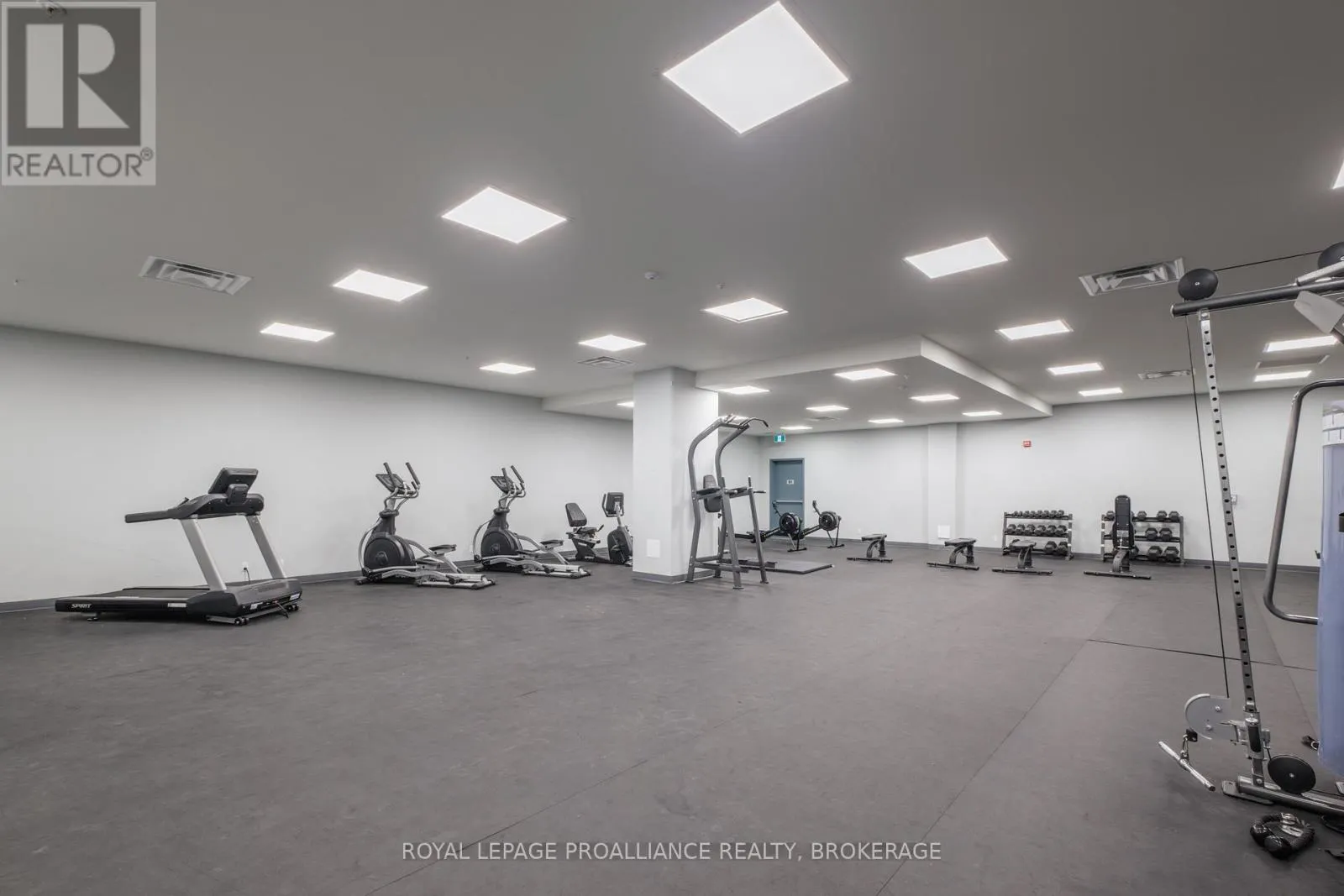 207 - 652 PRINCESS STREET, #207