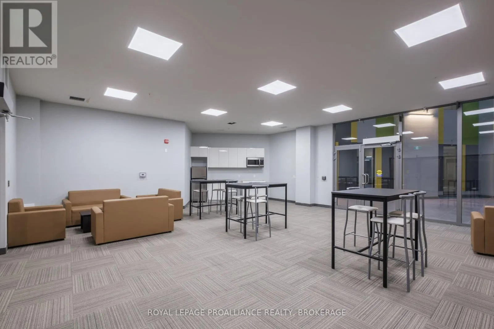 207 - 652 PRINCESS STREET, #207