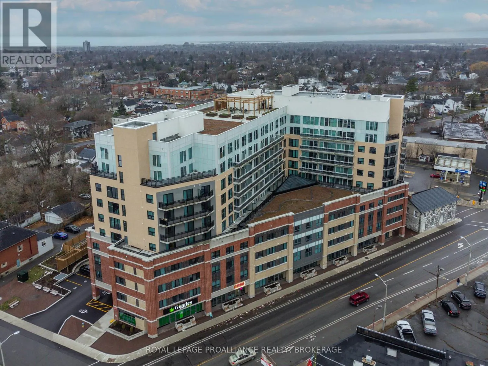 207 - 652 PRINCESS STREET, #207