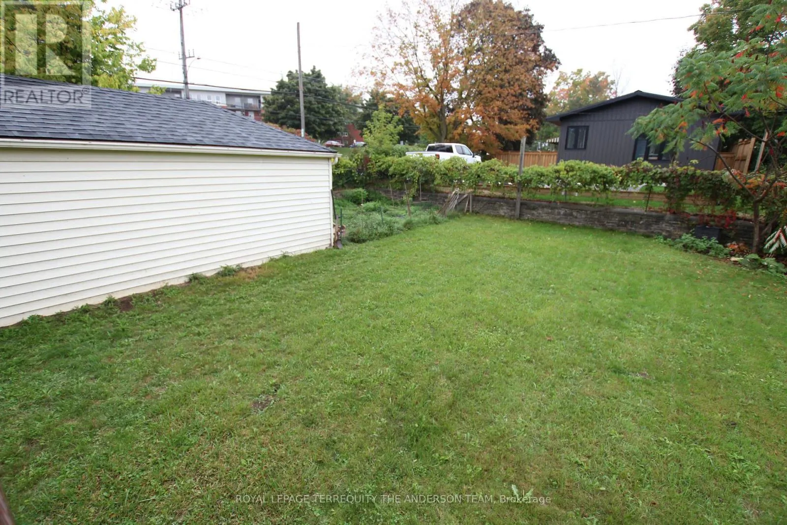 833 RISHOR CRESCENT