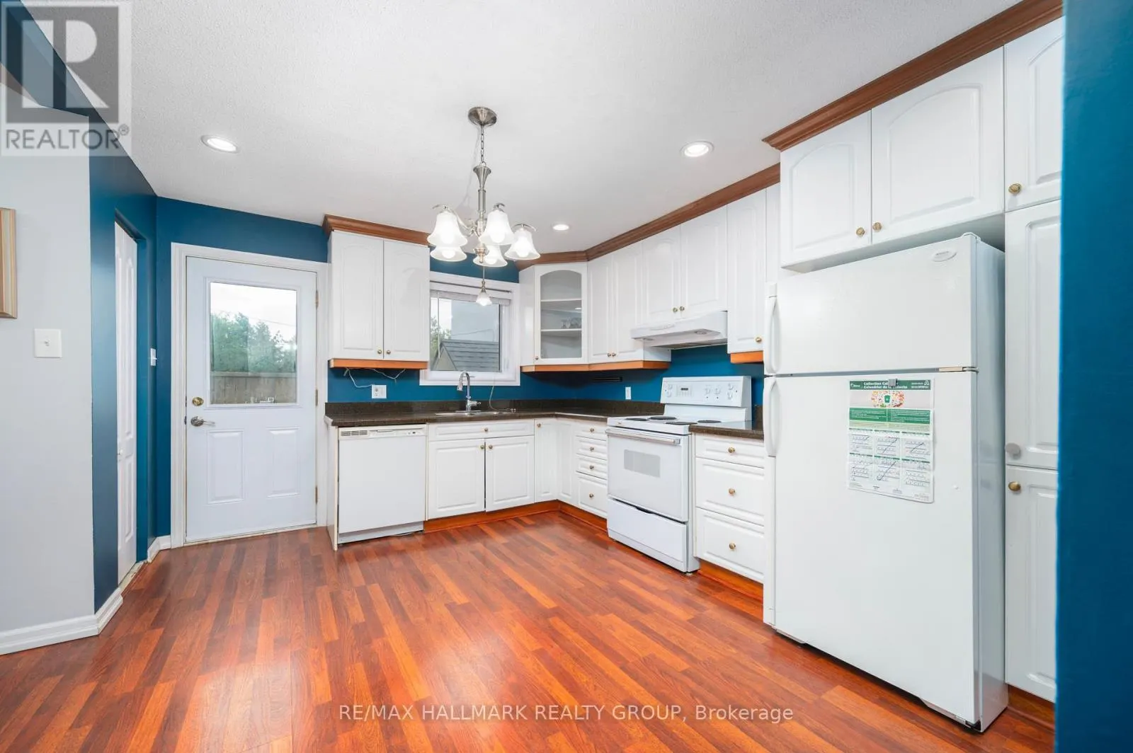 412 MONTREAL ROAD