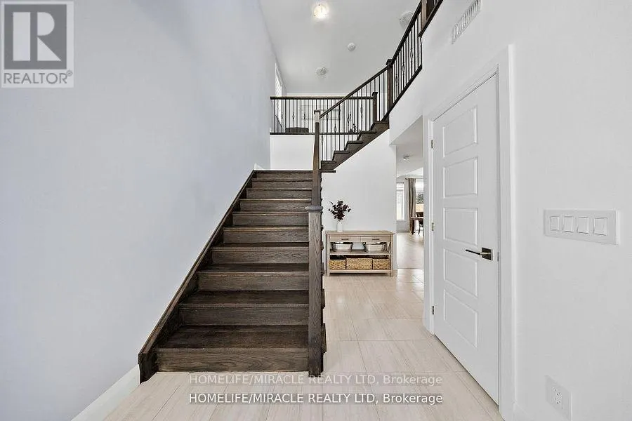 43 PRAIRIE RUN ROAD