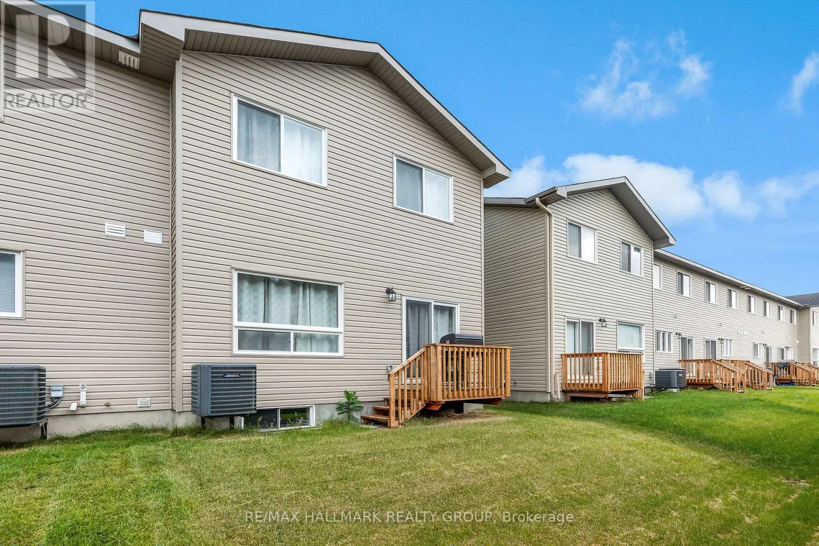 90 VIMY RIDGE CRESCENT