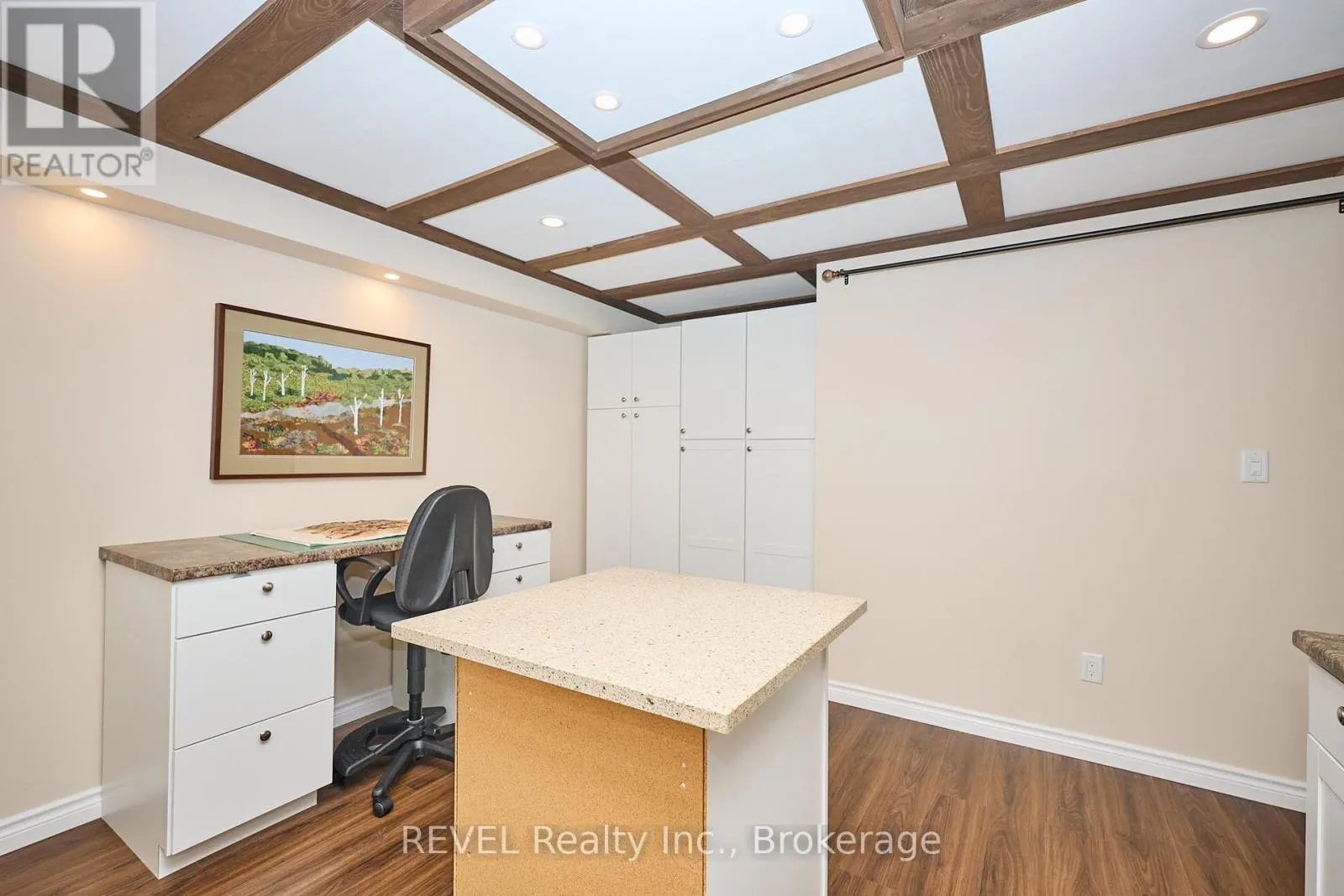 6 - 2848 KING STREET, #6