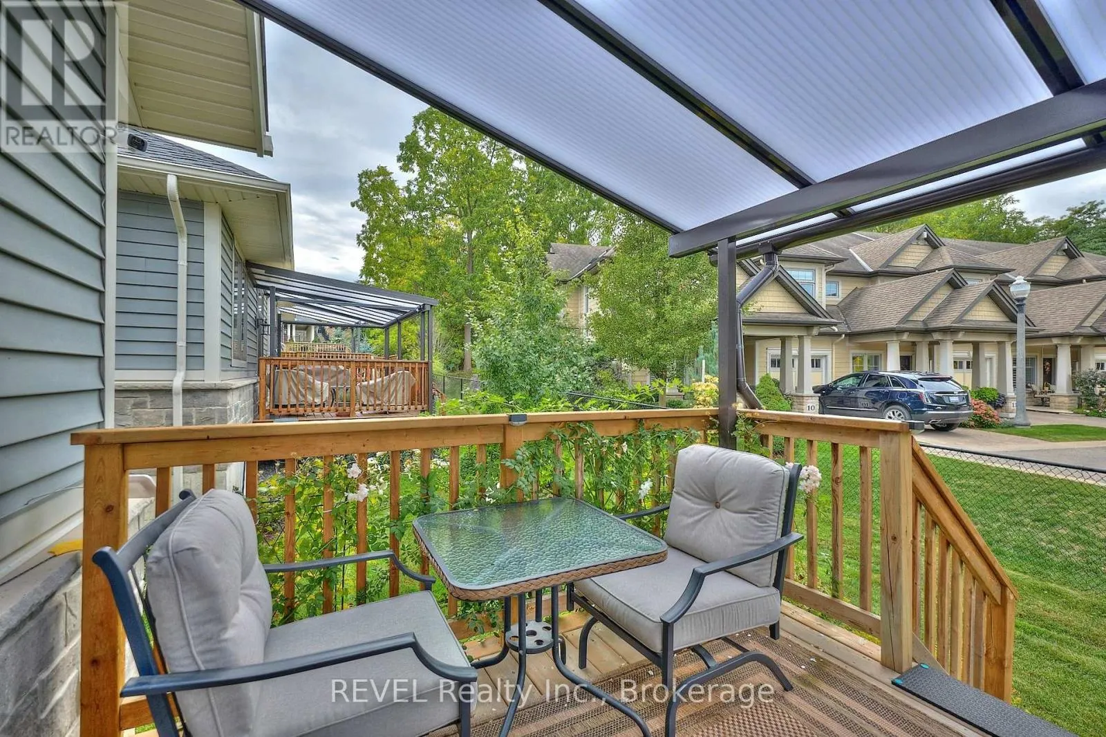 6 - 2848 KING STREET, #6