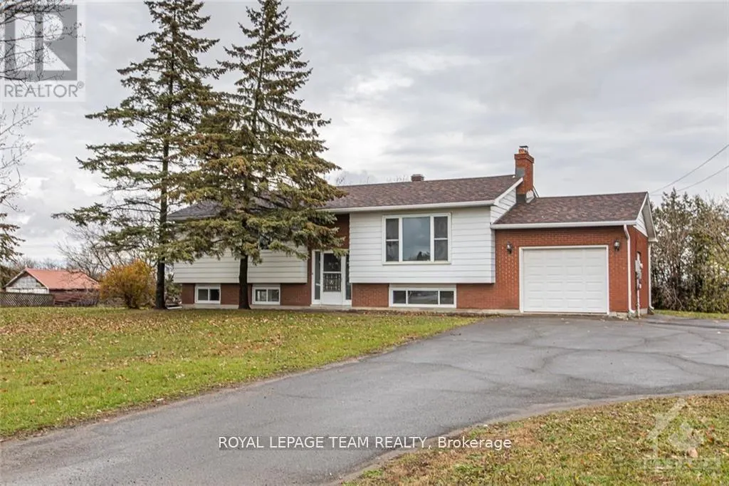 2082 CARP ROAD
