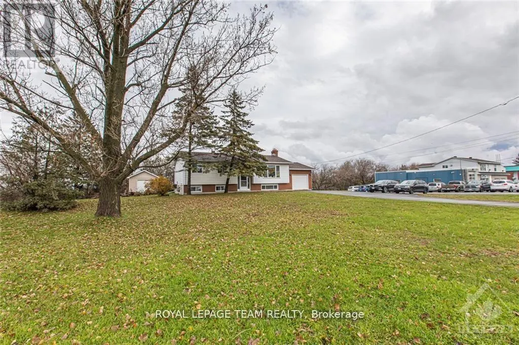 2082 CARP ROAD