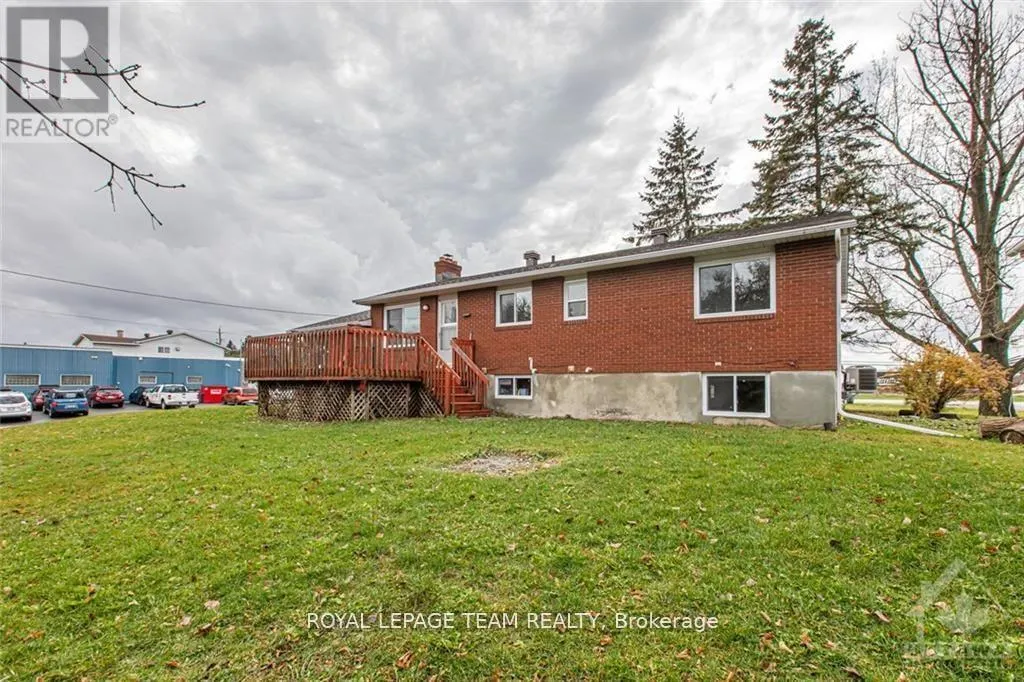2082 CARP ROAD