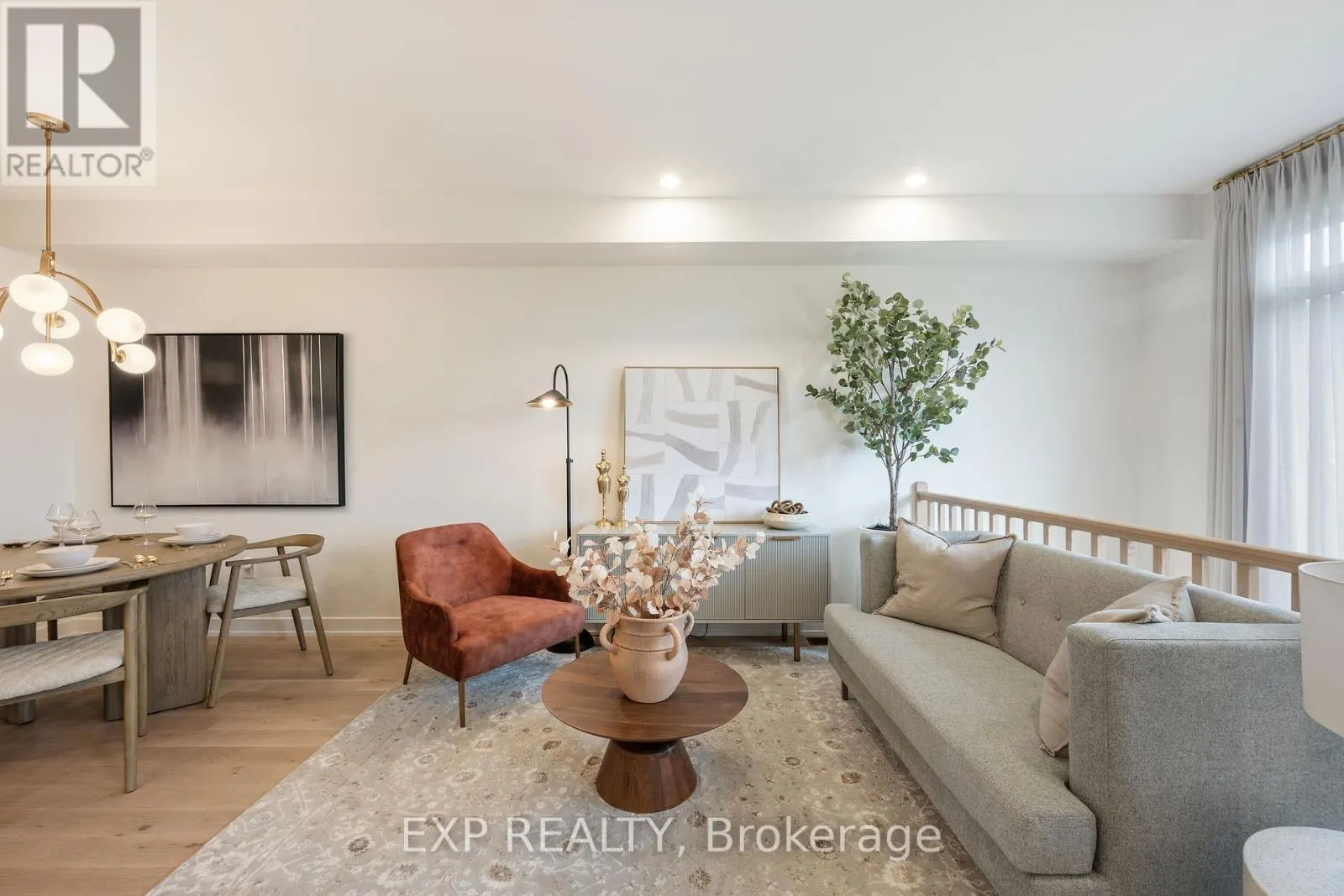 443 HARESFIELD COURT