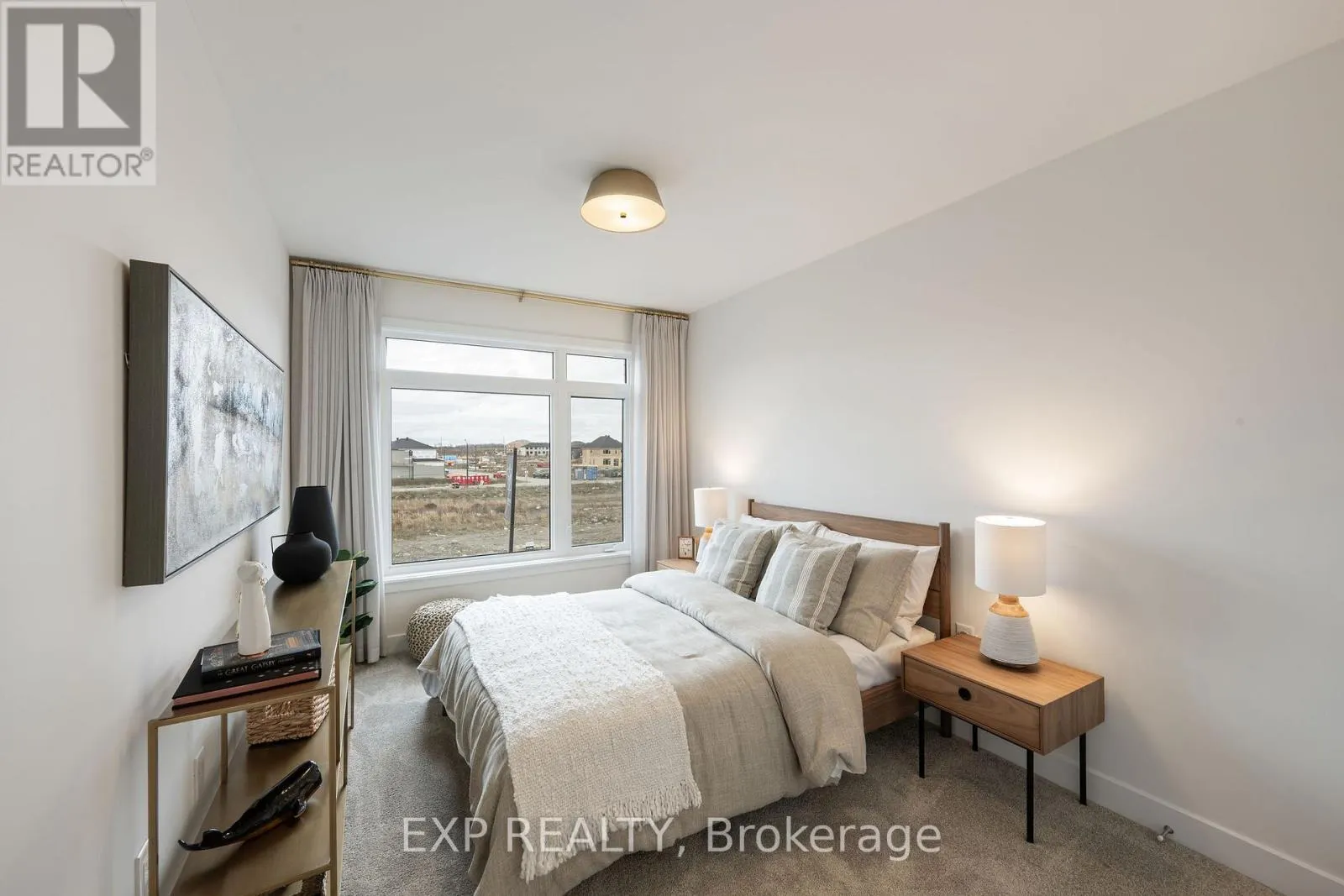 443 HARESFIELD COURT