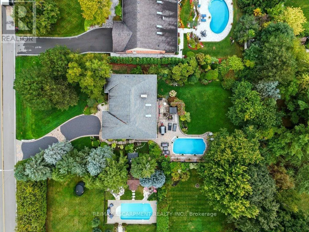31 ACREDALE DRIVE