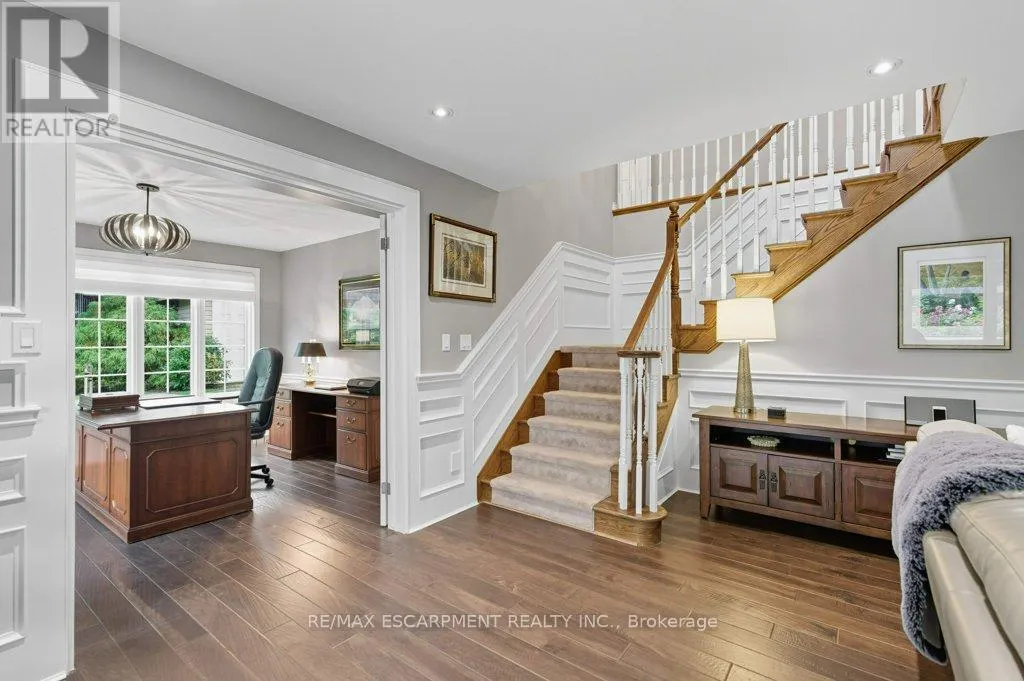 31 ACREDALE DRIVE