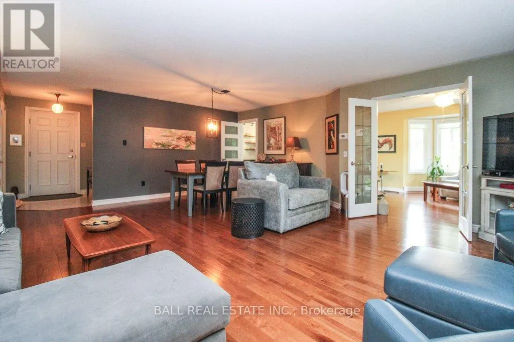 10 - 680 WHITAKER STREET, #10