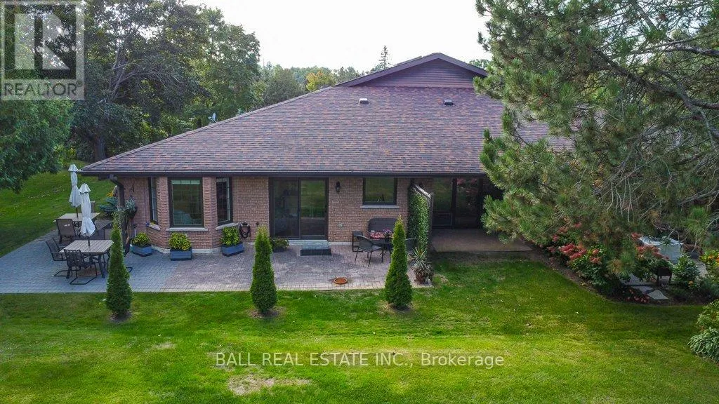 10 - 680 WHITAKER STREET, #10