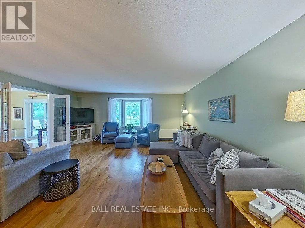 10 - 680 WHITAKER STREET, #10