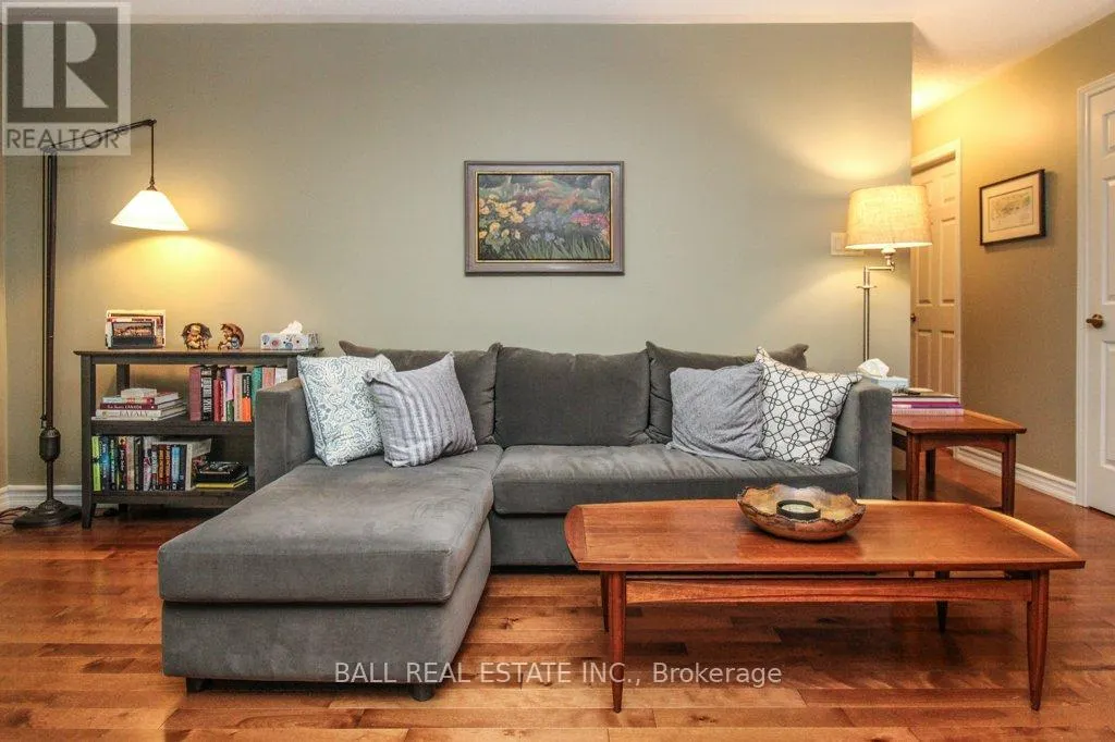 10 - 680 WHITAKER STREET, #10