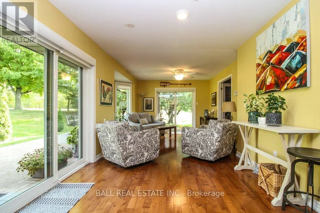 10 - 680 WHITAKER STREET, #10