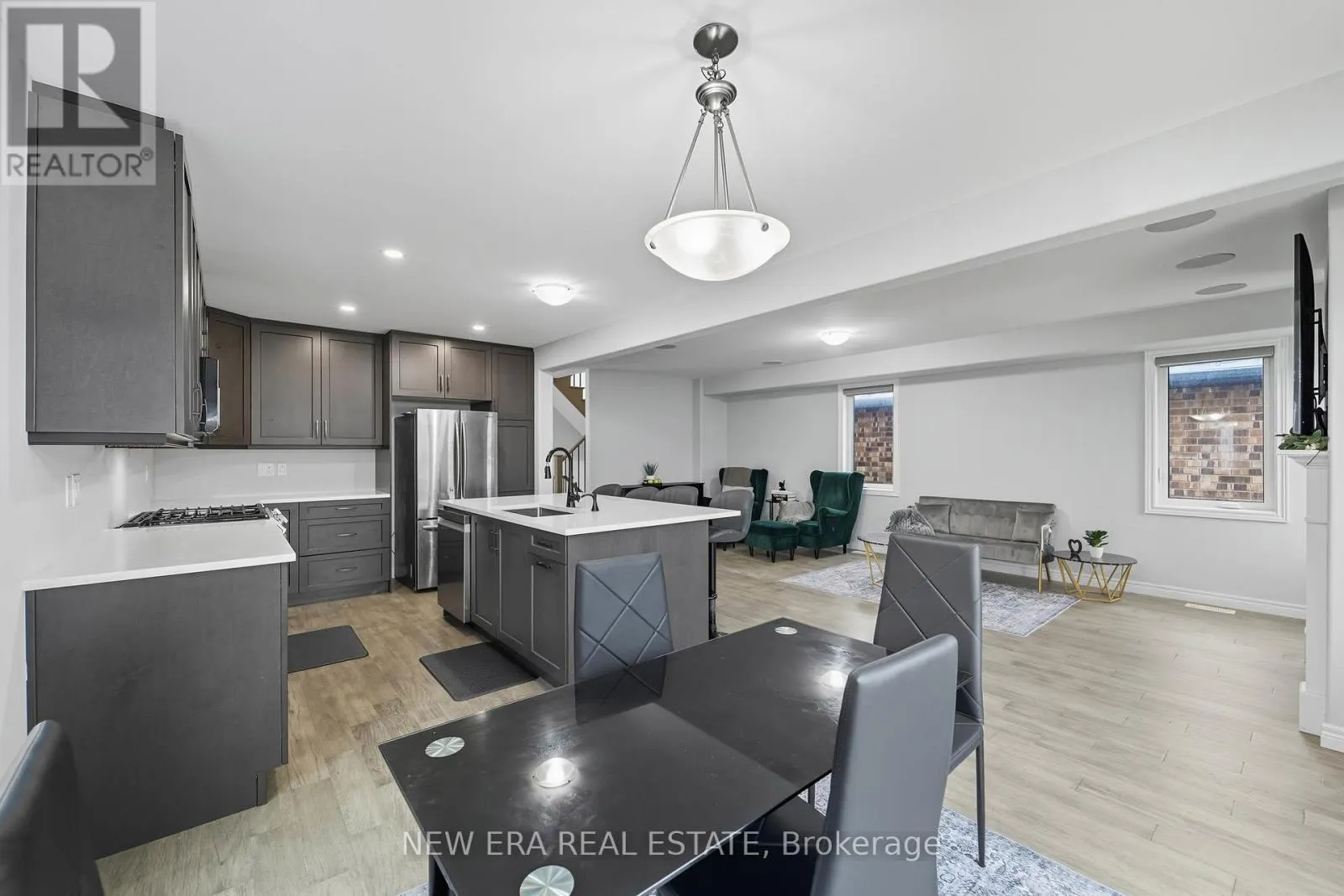 907 BRAMFORD TERRACE