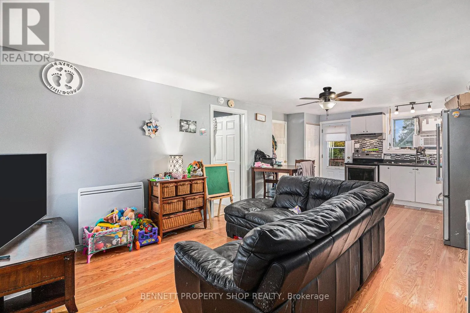 2489 DU LAC ROAD