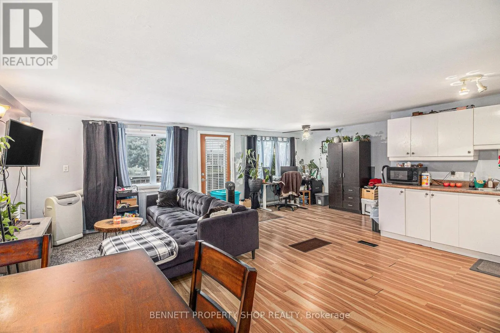 2489 DU LAC ROAD