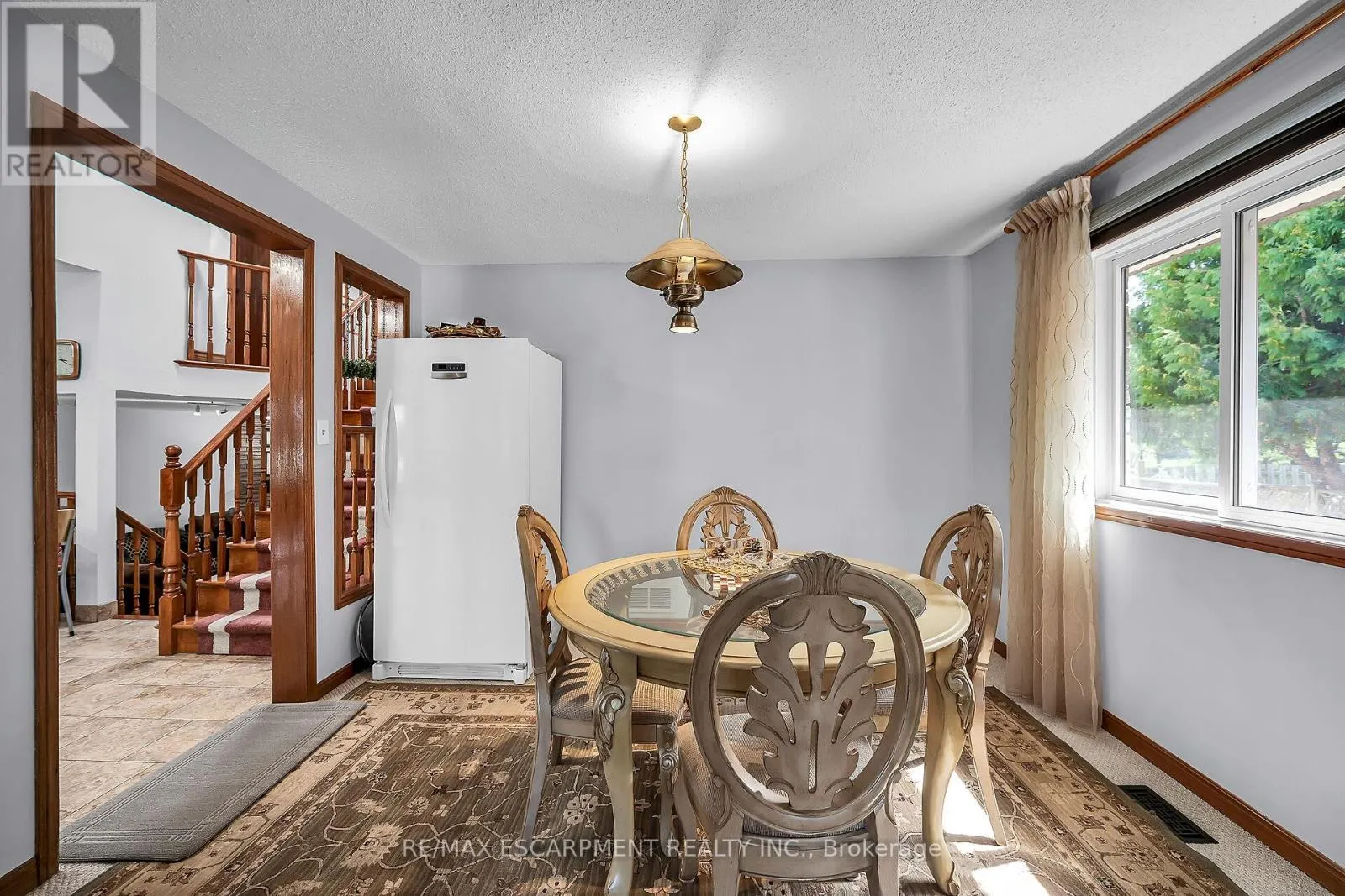 140 SOLOMON CRESCENT