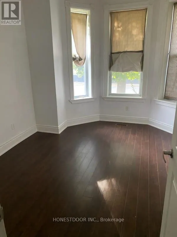 103 VICTORIA AVENUE S