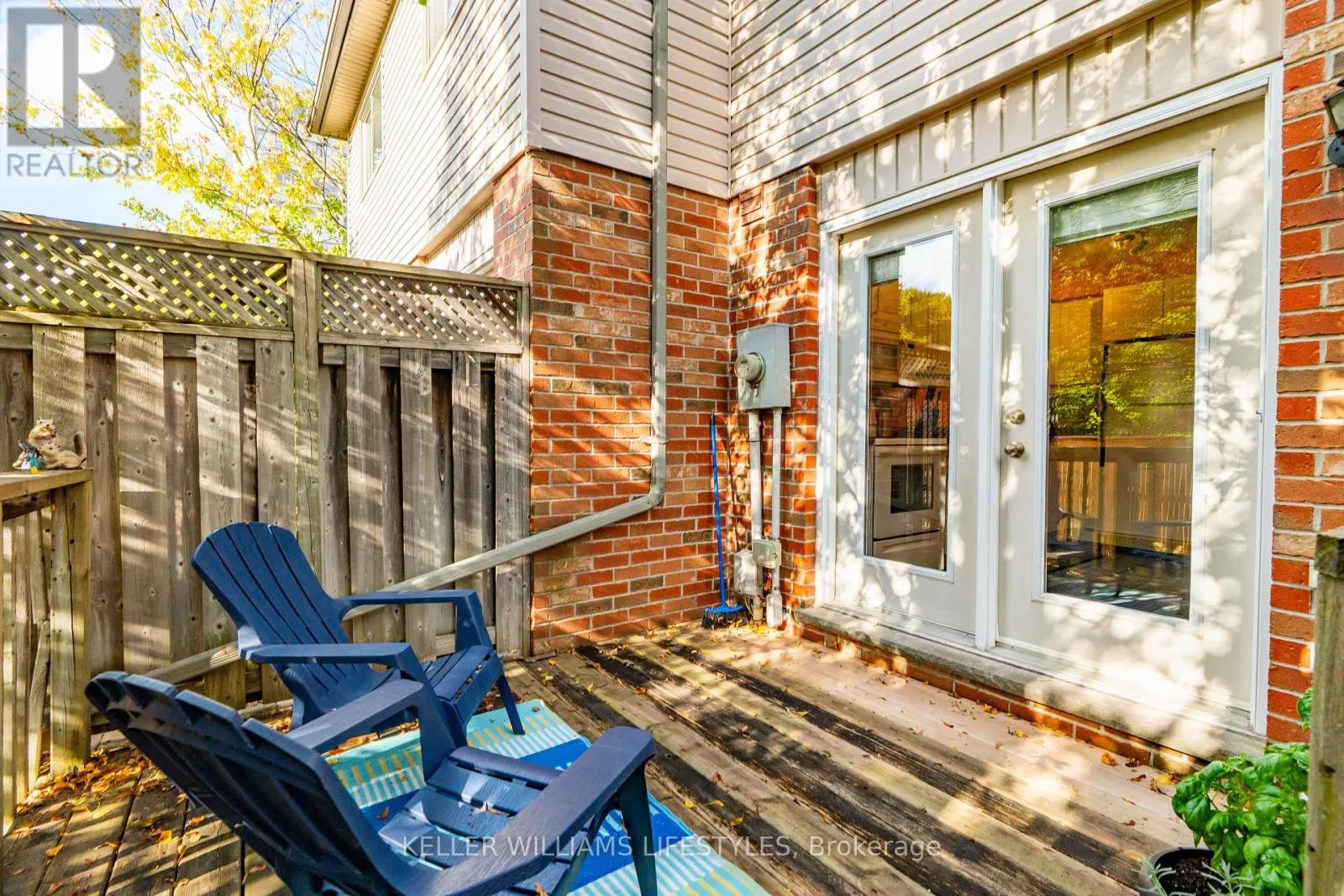 2 - 505 PROUDFOOT LANE, #2