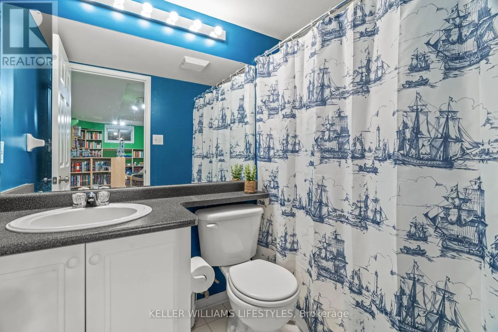 2 - 505 PROUDFOOT LANE, #2