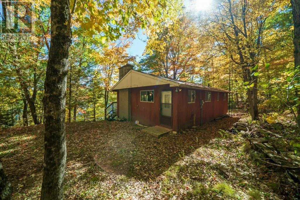 1042 EAST FLIELER LANE