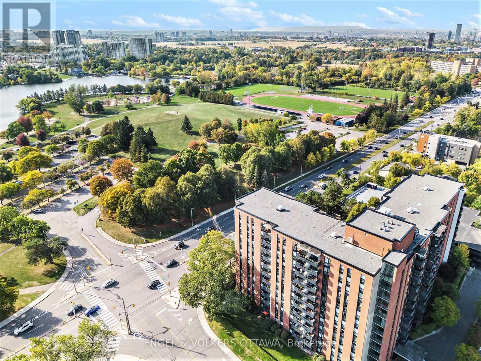 1110 - 2951 RIVERSIDE DRIVE