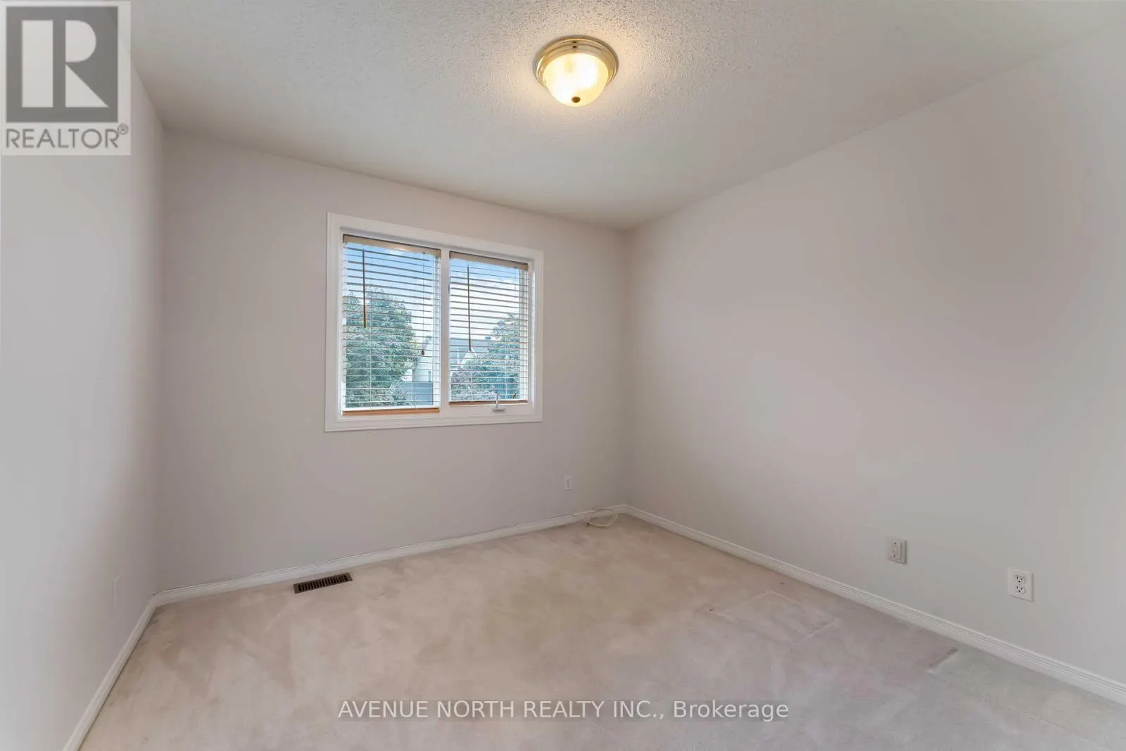 3 WINDHURST DRIVE