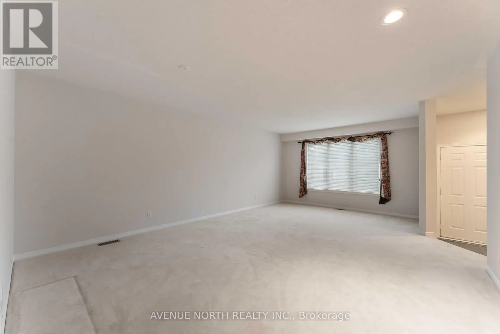 3 WINDHURST DRIVE