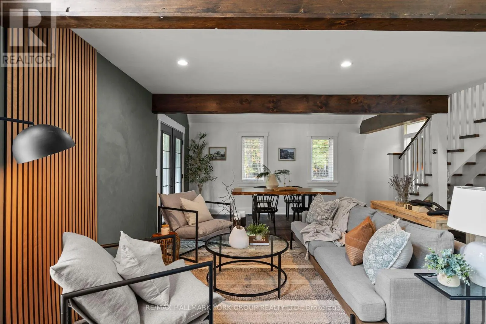 1628 MUSKOKA ROAD N
