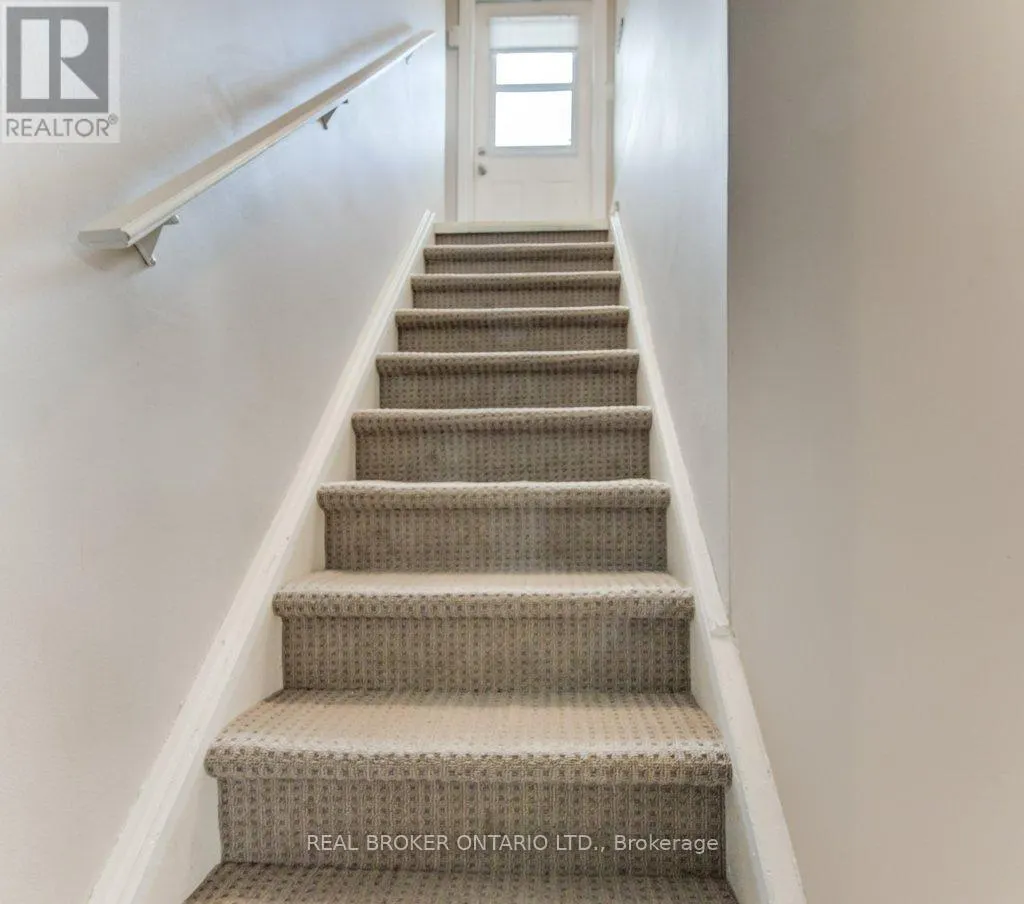 119 KINGSWOOD DRIVE