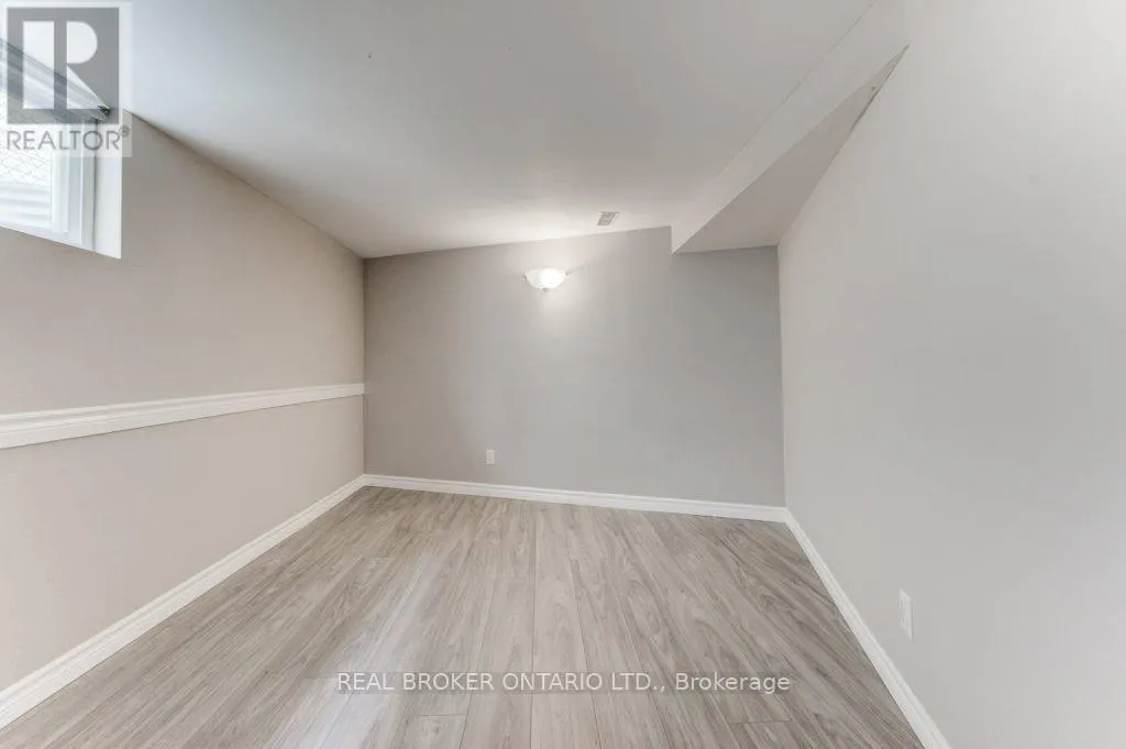 119 KINGSWOOD DRIVE