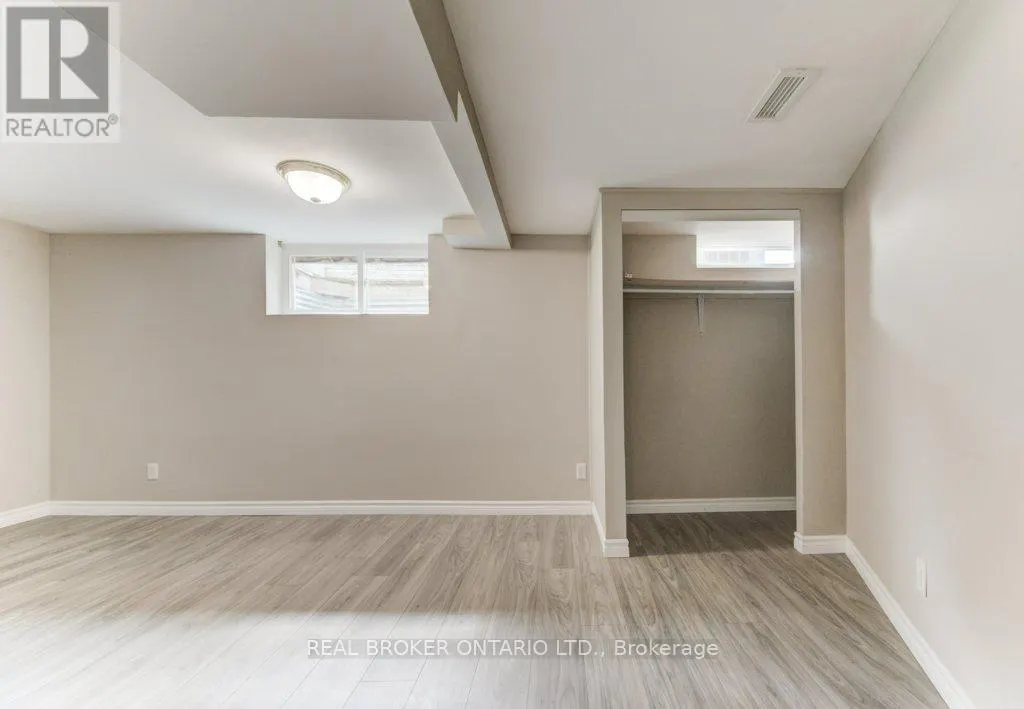 119 KINGSWOOD DRIVE