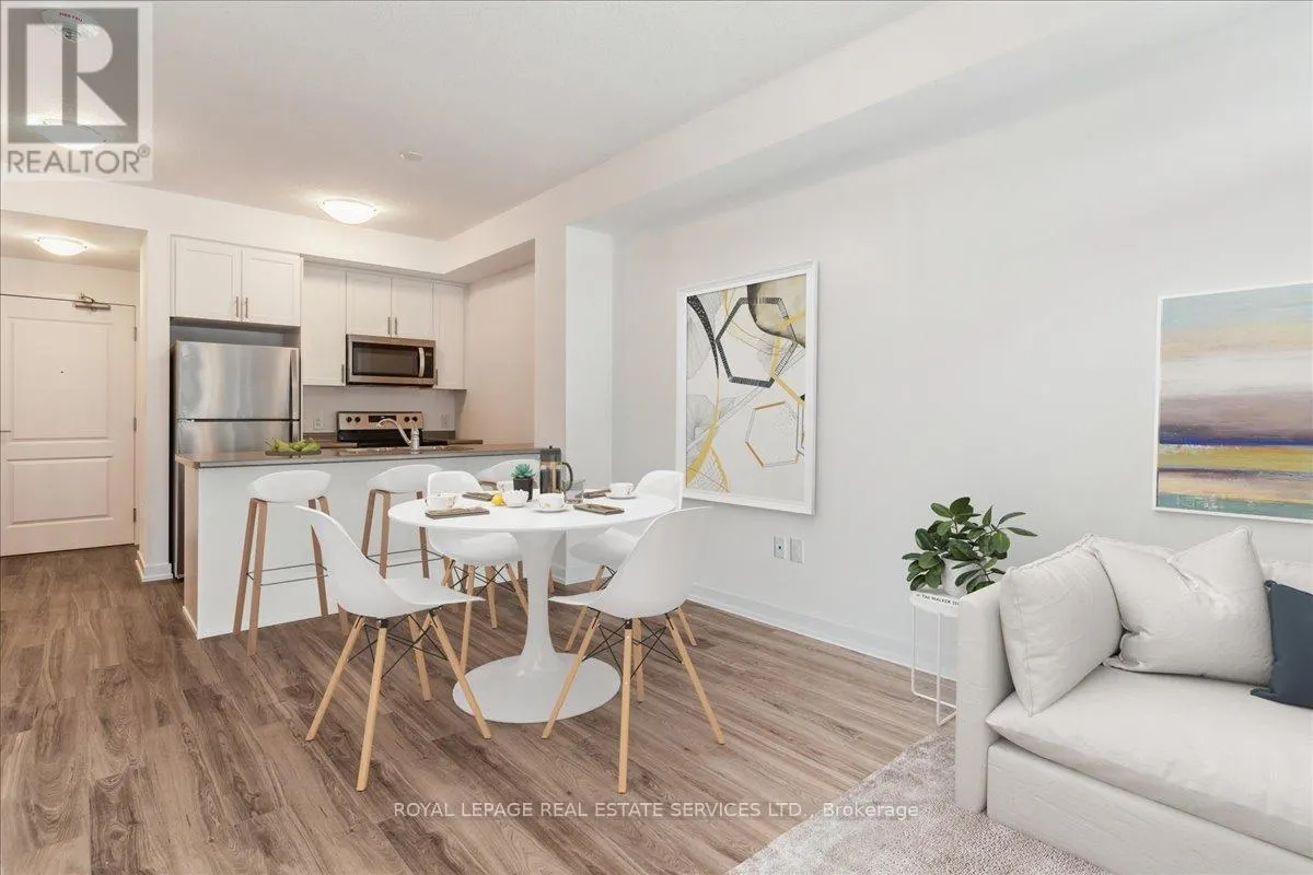 107 - 460 DUNDAS STREET E