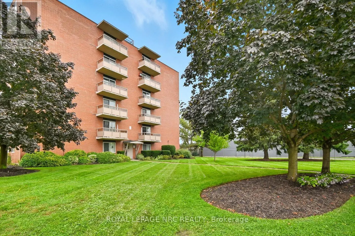 505 - 264 GRANTHAM AVENUE, #505