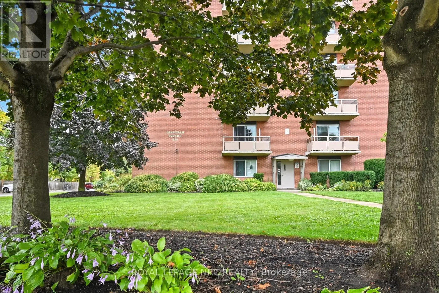 505 - 264 GRANTHAM AVENUE, #505