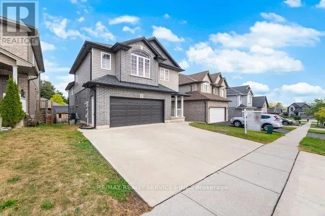 419 ALAN CRESCENT