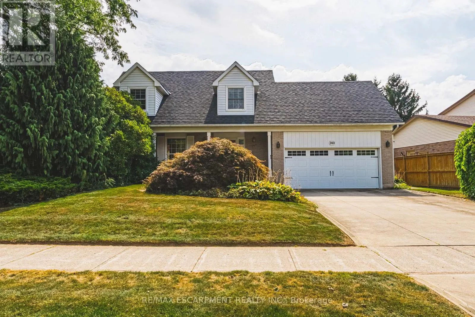 140 AMBERLY BOULEVARD