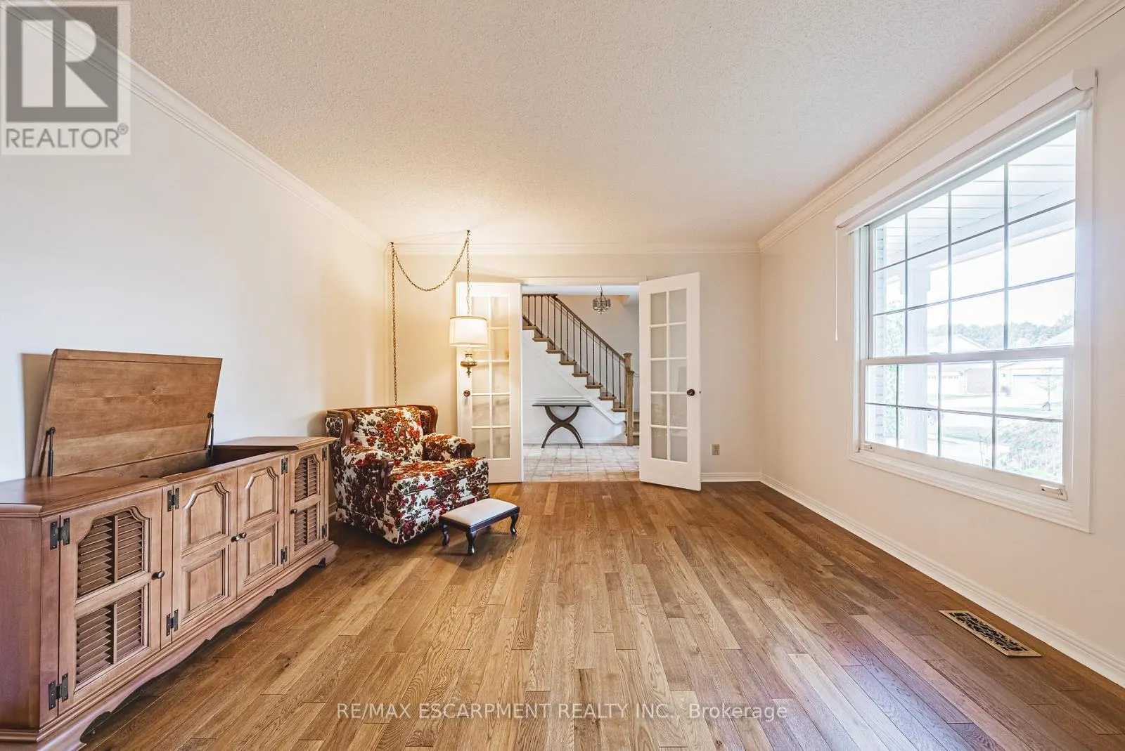 140 AMBERLY BOULEVARD