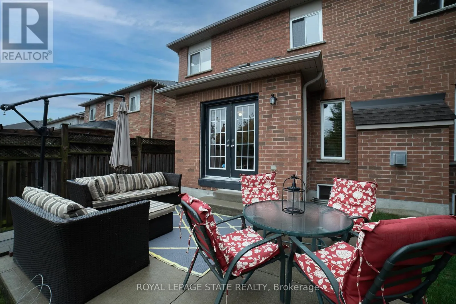 120 SUNDIAL CRESCENT