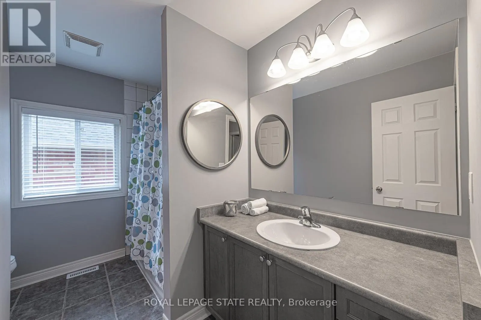 120 SUNDIAL CRESCENT
