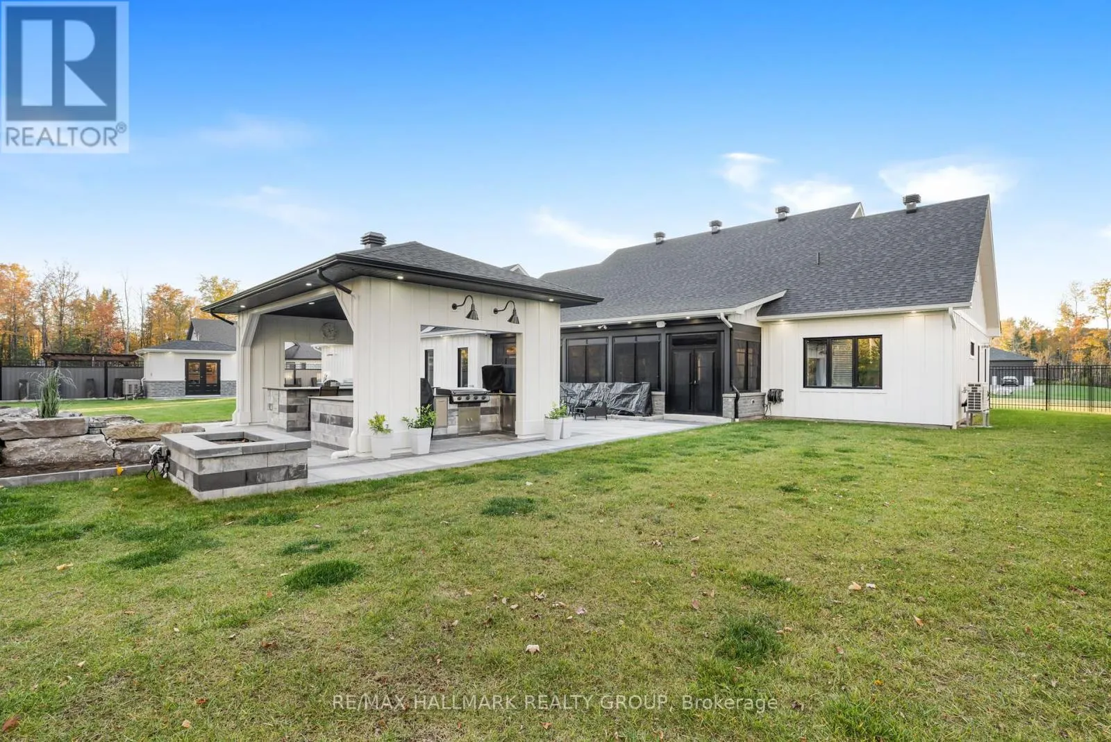 55 DE LA SEIGNERIE ESTATES E