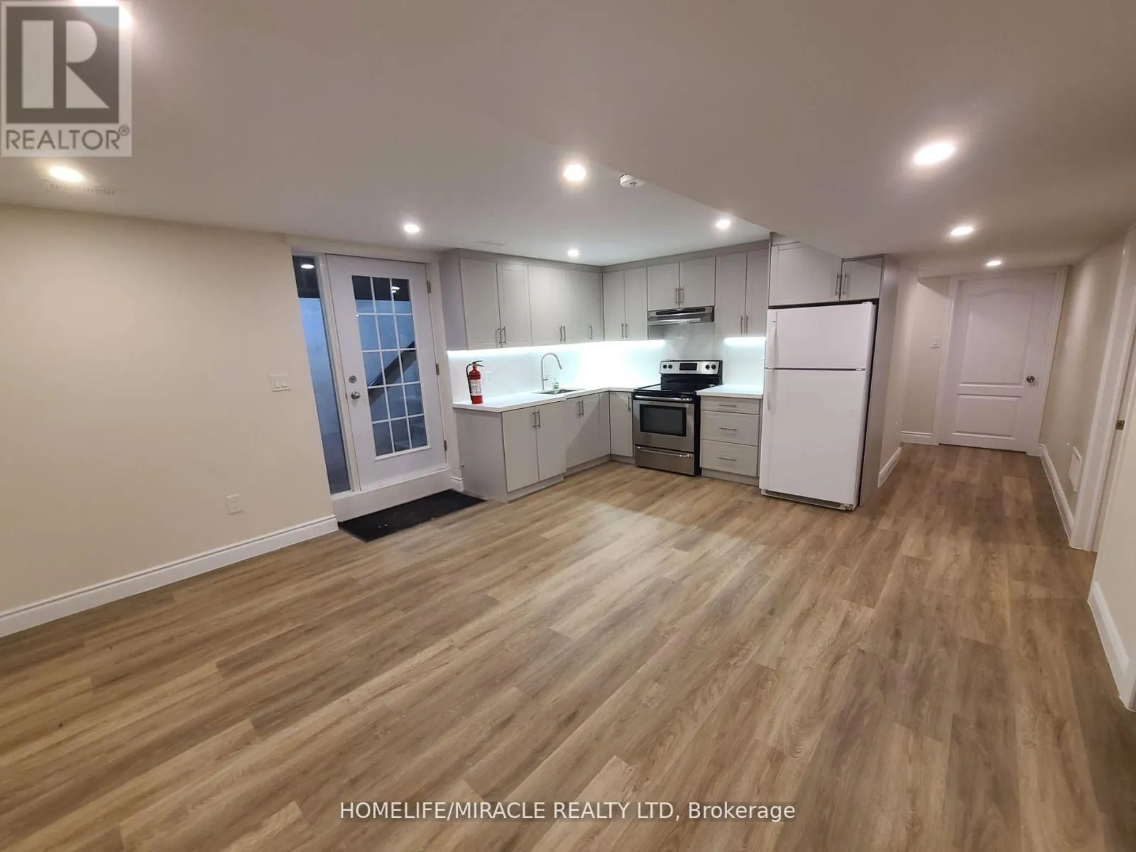BSMNT - 454 WESTHAVEN STREET