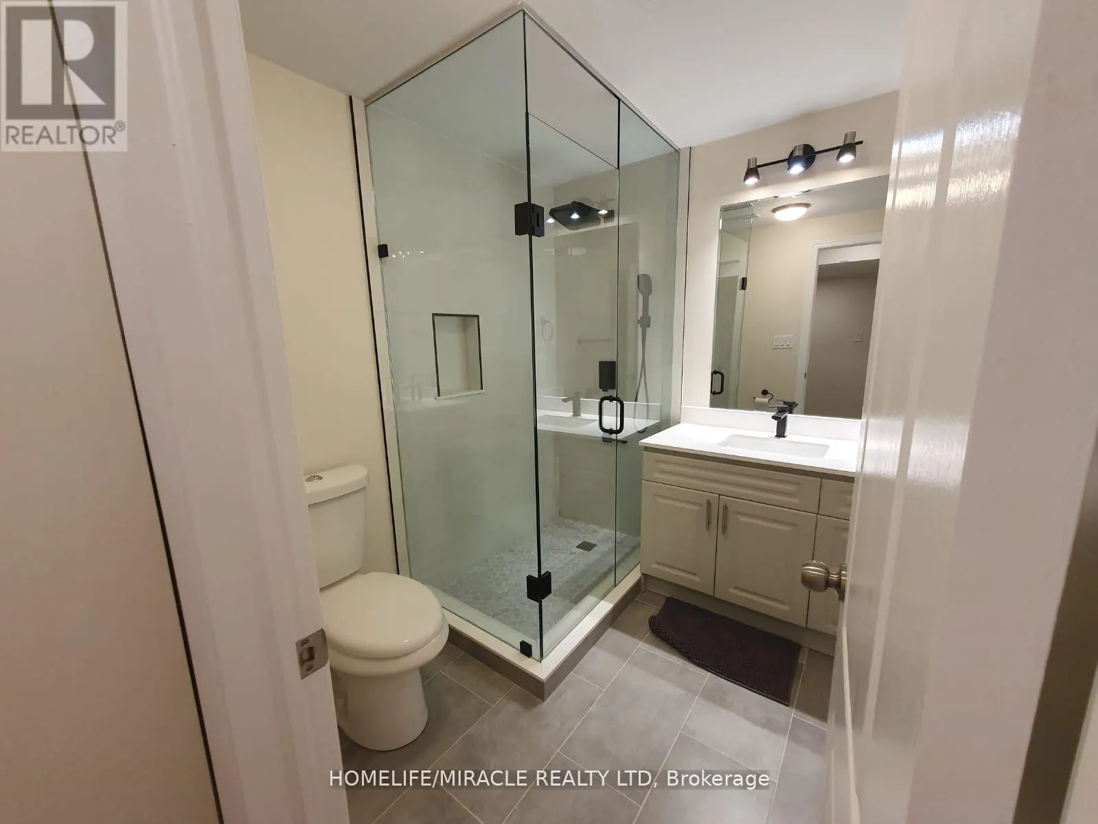BSMNT - 454 WESTHAVEN STREET
