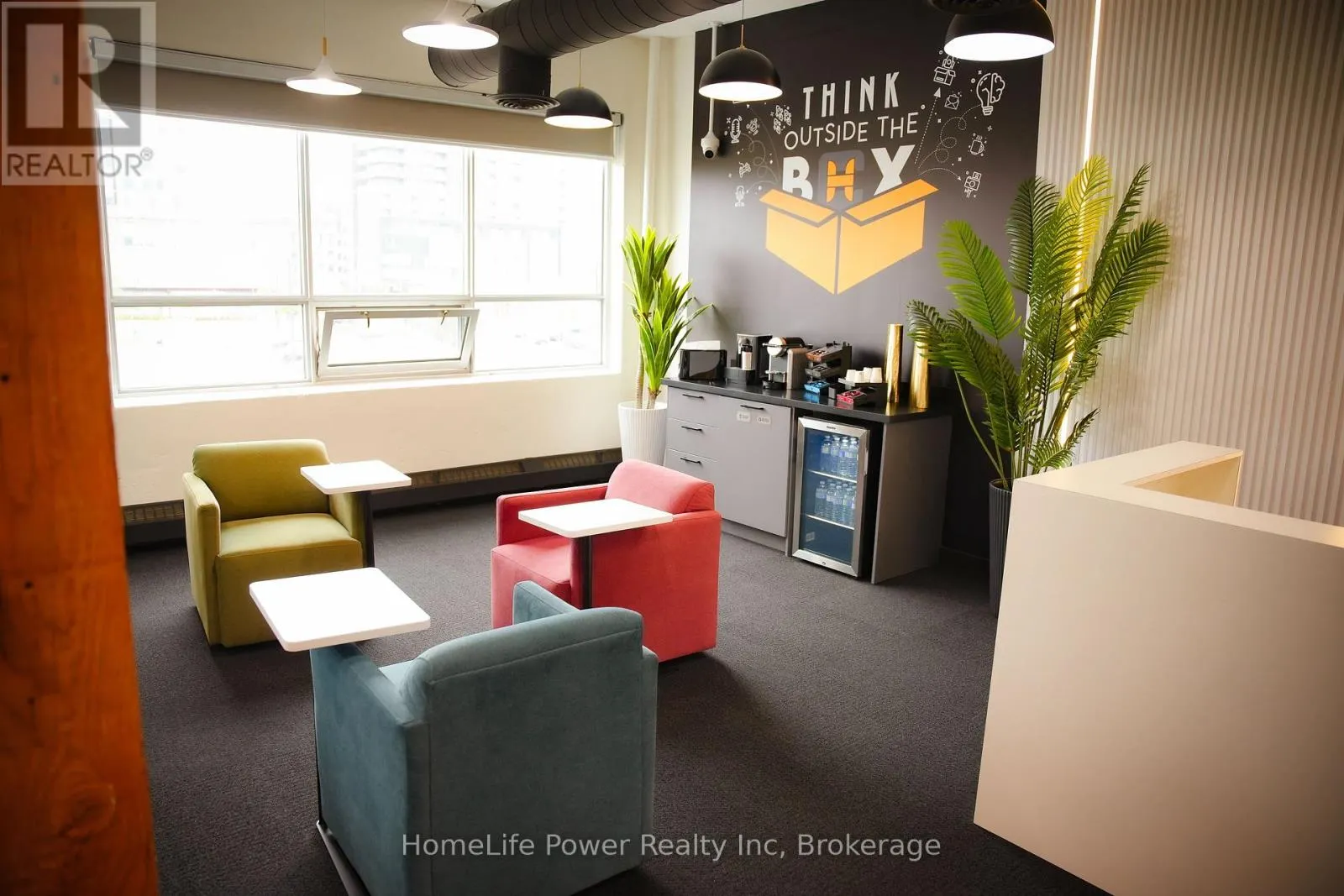 300 - 6 - 72 VICTORIA STREET S, #300 - 6