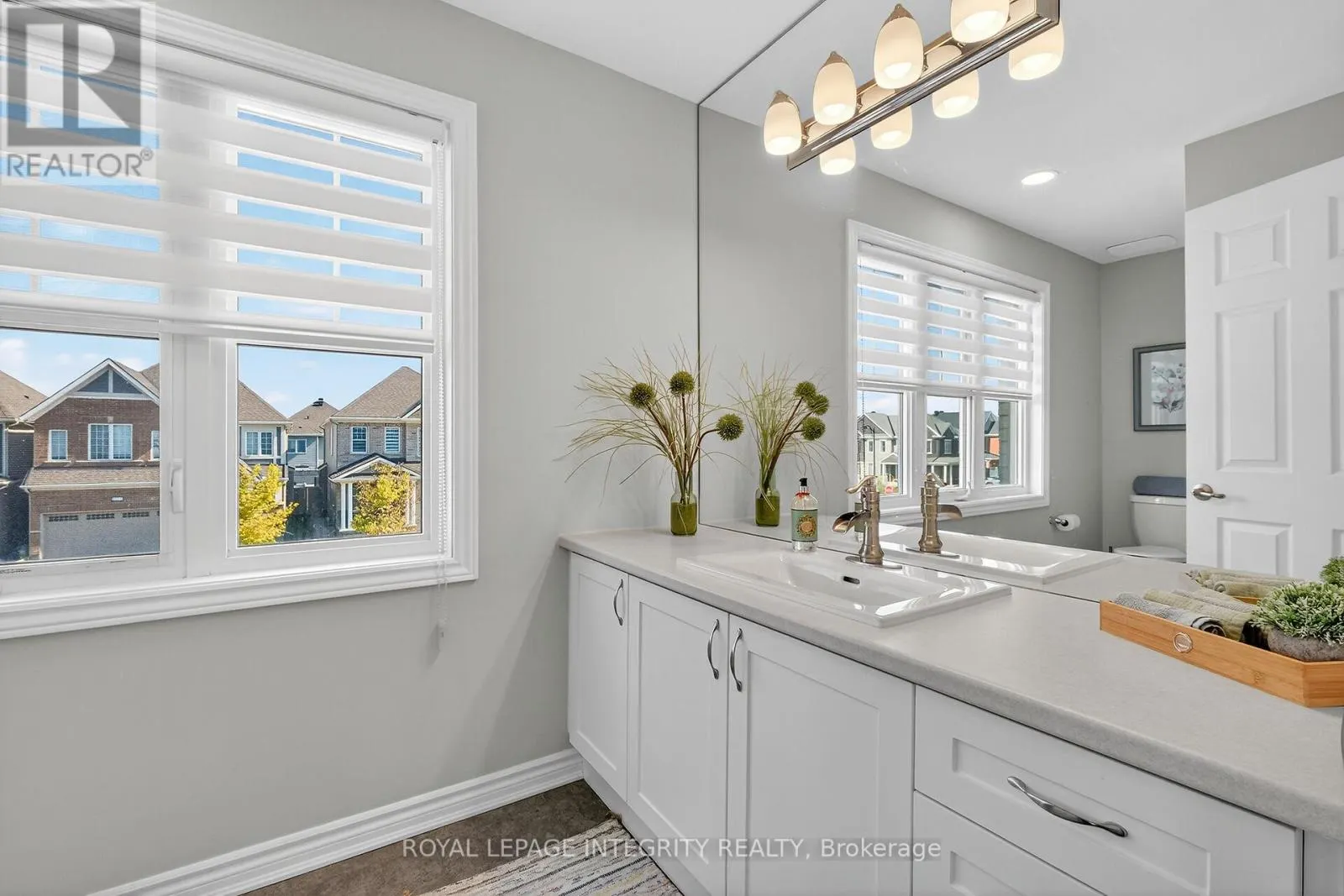 1112 APOLUNE STREET